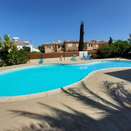 Joanne'S Cosy 1 Bdrm Apt Paphos Extérieur photo