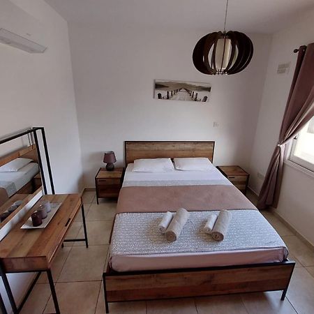 Joanne'S Cosy 1 Bdrm Apt Paphos Extérieur photo