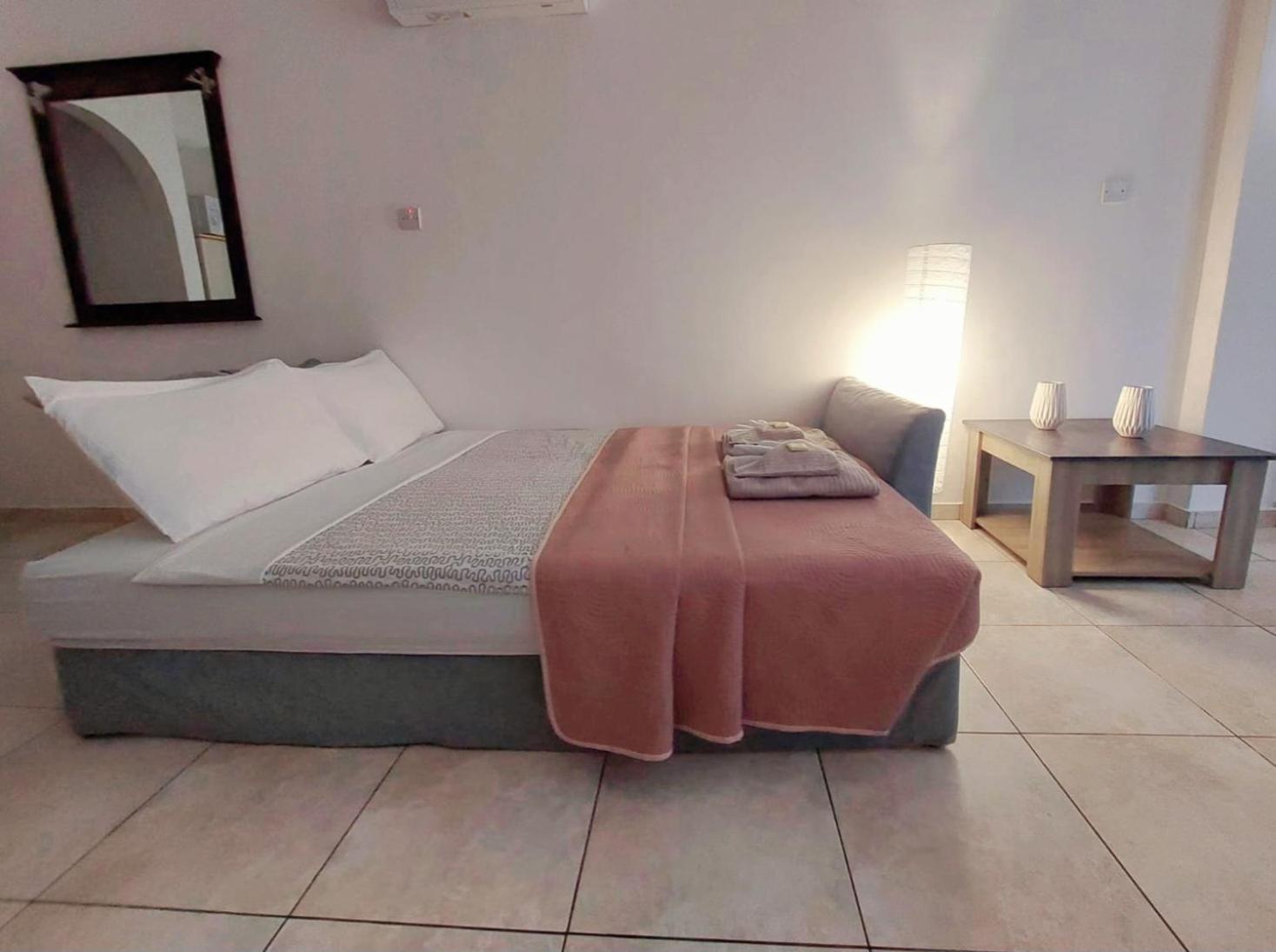 Joanne'S Cosy 1 Bdrm Apt Paphos Extérieur photo